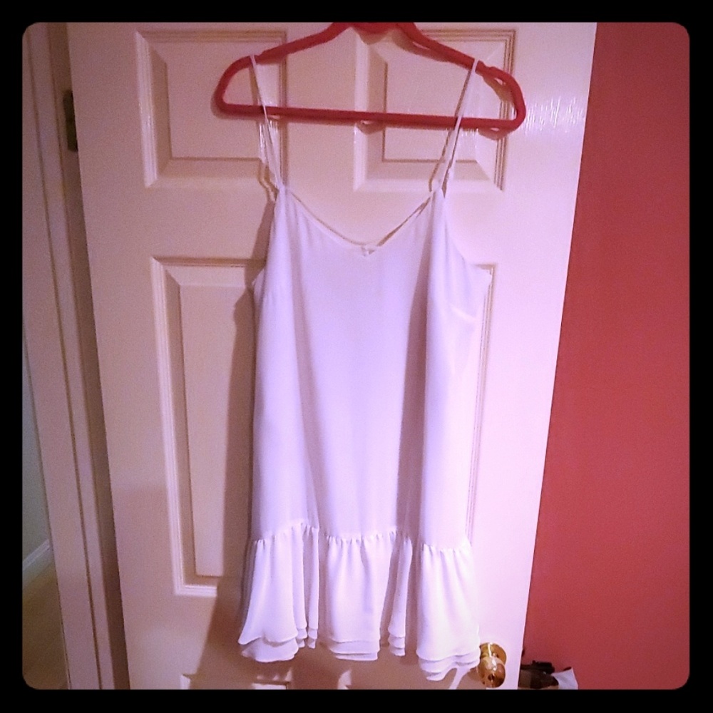 Bcbg white flowy dress